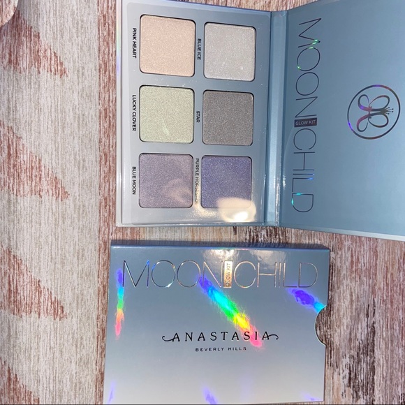 Anastasia Beverly Hills MoonChild Glow Kit - Picture 3 of 4